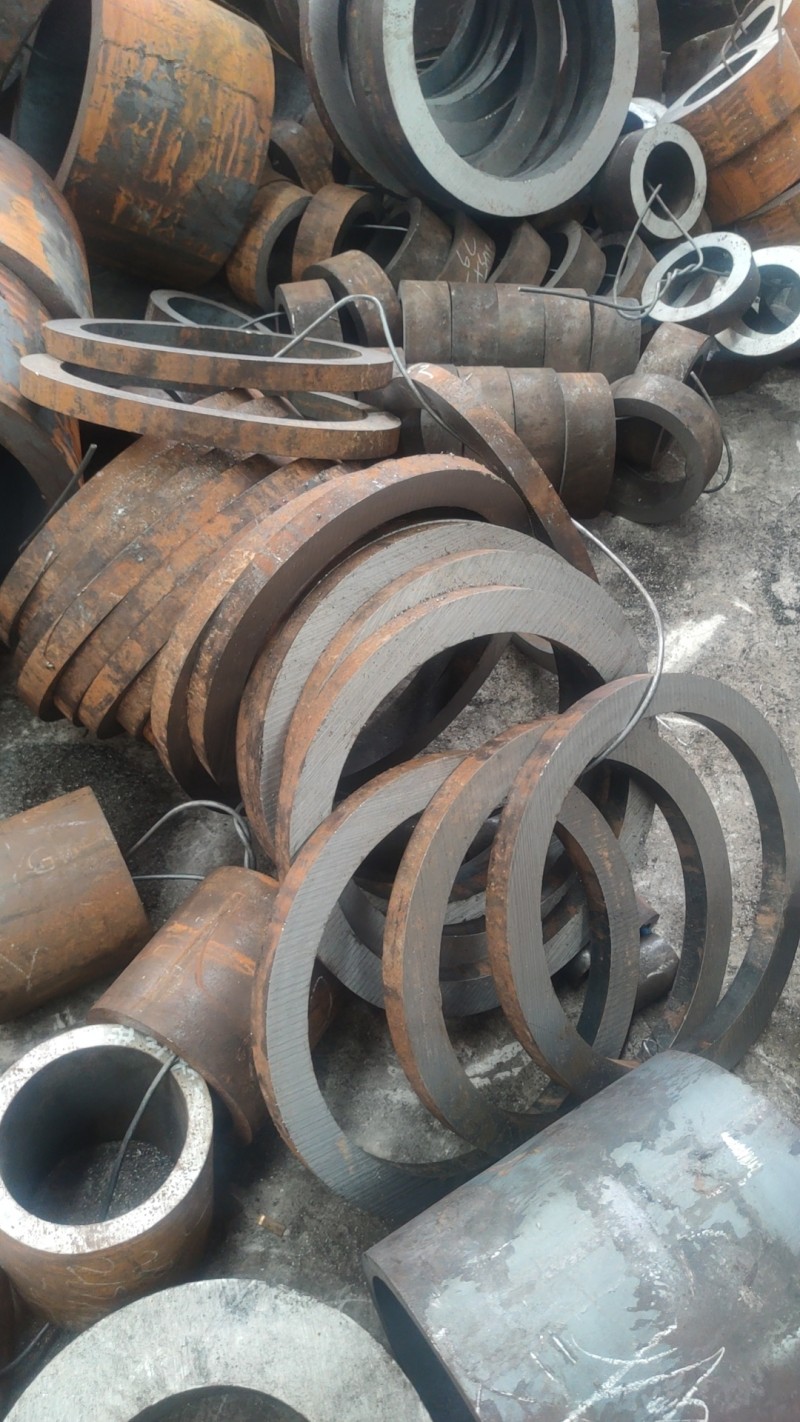 大方大方大方42CrMo无缝钢管切割